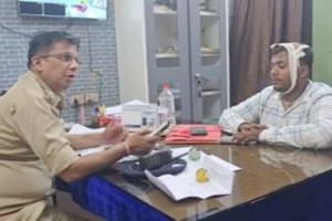 CG Crime: बिलासपुर में बेखौफ बदमाशों का आतंक, बाइक रोककर युवक पर हमला, चाकू दिखाकर लूट ले गए लाखों की संपत्ति