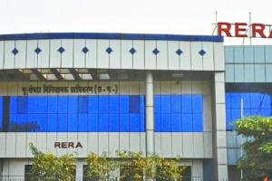 CGRERA का बड़ा एक्शन! बिना रेरा पंजीयन प्रचार पर गोदरेज प्रॉपर्टीज पर 10 लाख का जुर्माना, बिक्री पर लगी रोक