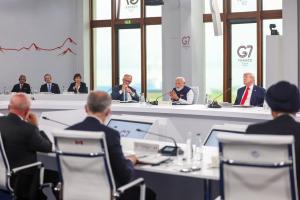 G7 मंच से भारत की आवाज बुलंद! पीएम मोदी ने ट्रंप की मौजूदगी में उठाया भारतीय नाविकों की सुरक्षा का मुद्दा 