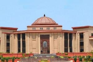 चर्चित सीडी कांड सहित सांसदों और विधायकों के खिलाफ लंबित मामलों की हाईकोर्ट ने जारी की स्टेटस रिपोर्ट