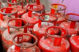 LPG उपभोक्ताओं के लिए अलर्ट : 16 अगस्त तक करा लें ई-केवाईसी, नहीं तो बंद हो सकती है सब्सिडी
