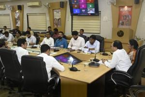 1.25 लाख दीयों से जगमगाएगा पुलिस मैदान, पीएम आवास की चाबी लेकर घर लौटेंगे 200 परिवार