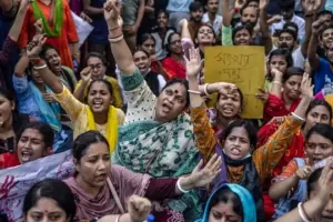 बांग्लादेश में फिर दहली अल्पसंख्यक बस्तियां! अलग-अलग वारदातों में महिला समेत दो हिंदुओं की मौत, सुरक्षा पर उठे सवाल