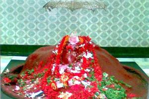 अट्टहास शक्तिपीठ: जहां मां सती के अधर गिरने की है मान्यता, विशाल शिला में पूजी जाती हैं मां फुल्लरा