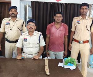 ओवरब्रिज के नीचे चाकू लहराकर लोगों को धमका रहा था युवक, सिरगिट्टी पुलिस ने दबोचा