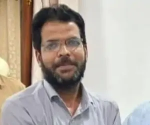 भाजपा नेता पर नाबालिग से छेड़छाड़ का आरोप, मारपीट का भी दावा