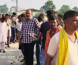 Patna News: रावण दहन देखने उमड़ी भीड़, कार्यक्रम खत्म होते ही धक्का-मुक्की; चार महिलाएं घायल